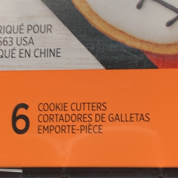 Wilton Cookie Baking Set 8 Piece Set - Picture 8 of 10